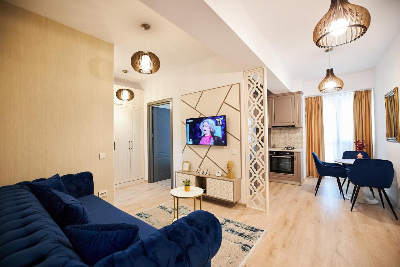 Uptown Apartments Iasi Luaran gambar