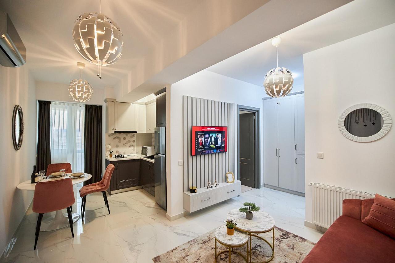 Uptown Apartments Iasi Luaran gambar