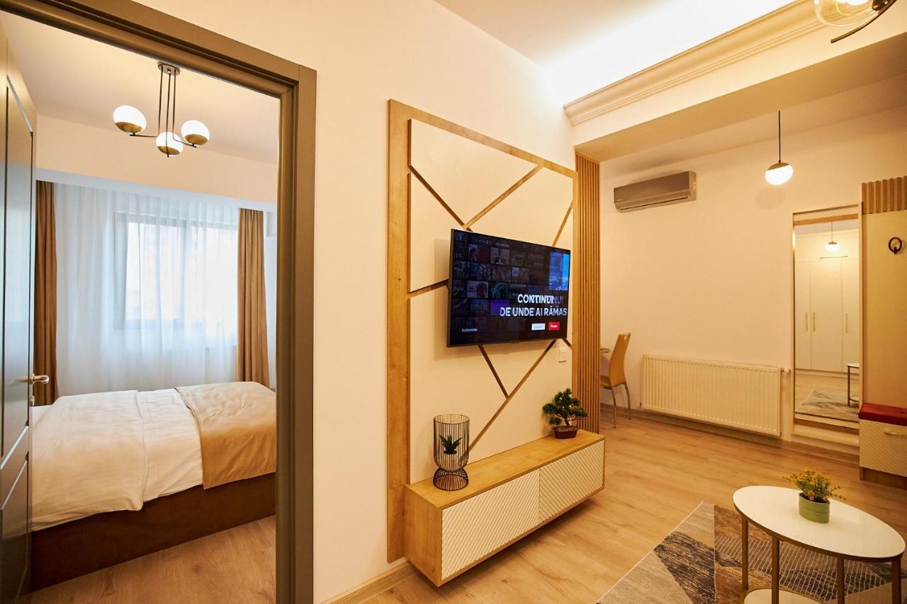 Uptown Apartments Iasi Luaran gambar