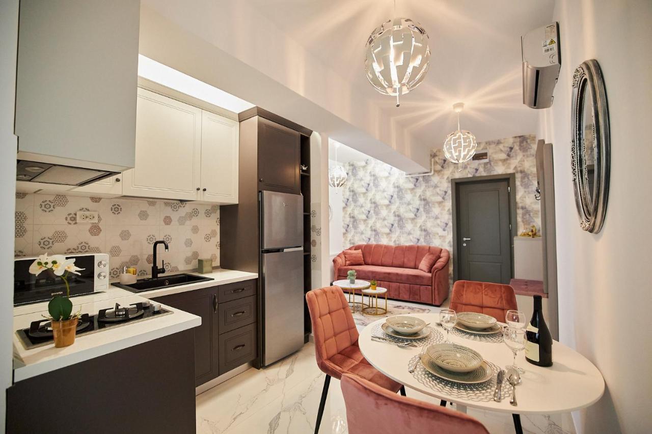Uptown Apartments Iasi Luaran gambar
