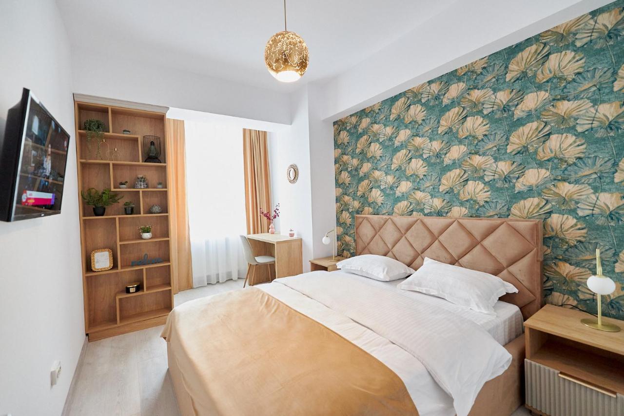 Uptown Apartments Iasi Luaran gambar